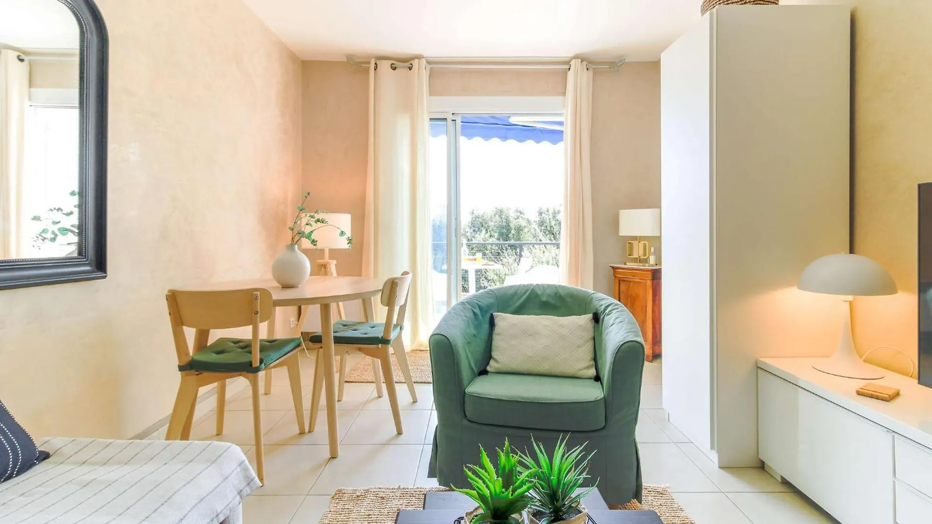 Select'Sohome - Studio Pour 2 Personnes A Deux Pas Du Centre-Ville Du Lavandou Avec Parking Prive - Terrazza Le Lavandou Apartment