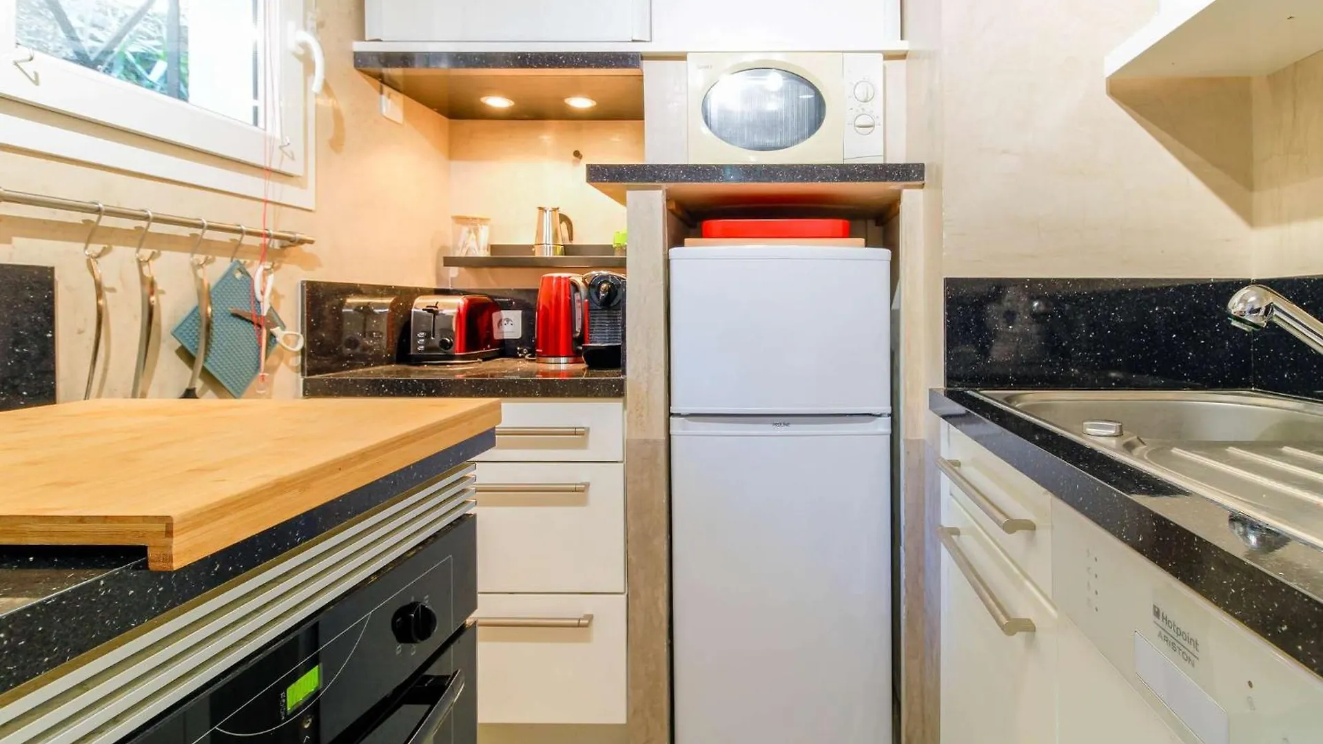 Select'Sohome - Studio Pour 2 Personnes A Deux Pas Du Centre-Ville Du Lavandou Avec Parking Prive - Terrazza Le Lavandou Apartment